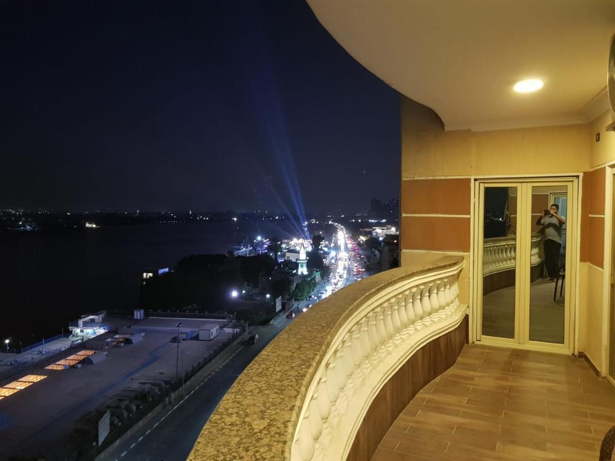 Appartement شقه فندقيه الترا مودرن صف اول كورنيش النيل القاهره بمنطقه المعادي اطلاله مباشره للنيل والاهرامات من جميع الغرف, الطابق التاسع ,very Luxury Firist Row Nile View And Pyramids , Maadi , , Ultra Modern ,level Nine Above The Ground Fl *